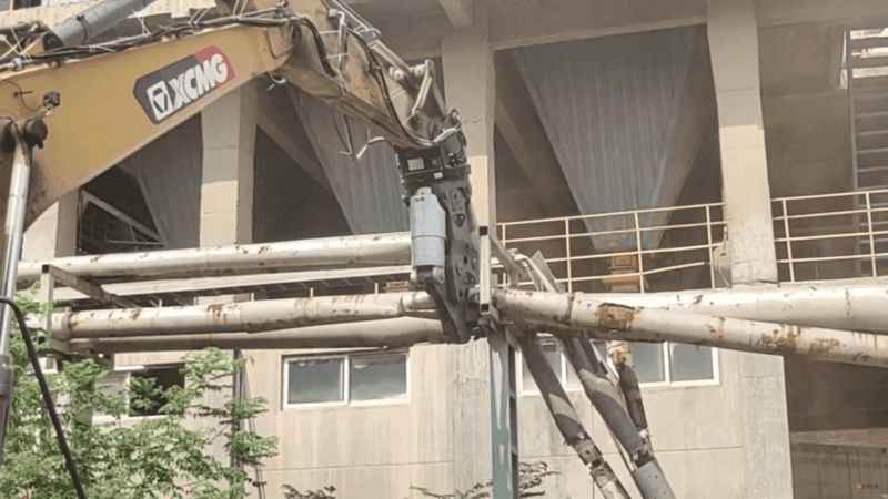 Double cylinder hydraulic shear/ concrete crusher demolition pulverizer machine for sale